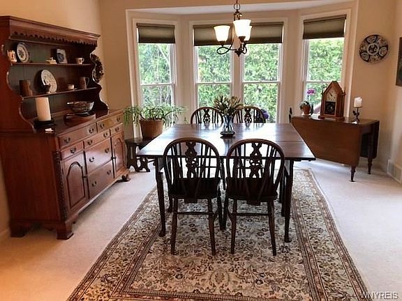 3rd image of 18 Brookins Green Dr