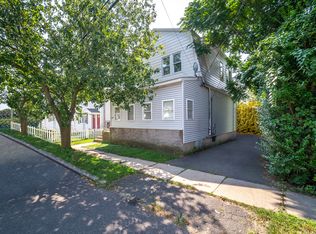 133 Hollister St, Stratford, CT 06615