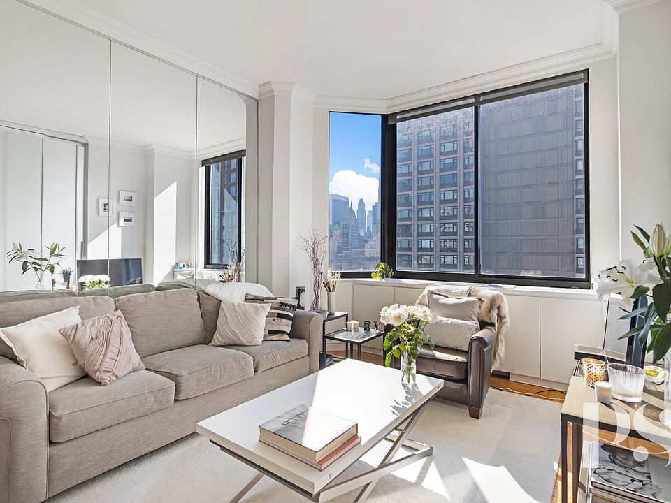 1st image of 200 E 65th St APT 22B
