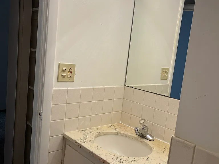 4030 15th Ave S #1C — Photo 9