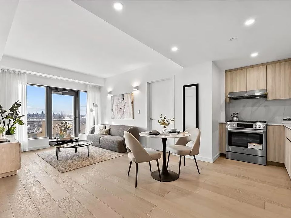 2nd image of 33-71 Prince St #1