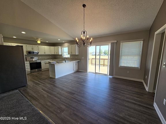 3rd image of 108 Charlene Dr