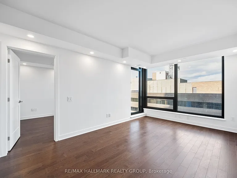340 Queen St #1403 — Photo 18