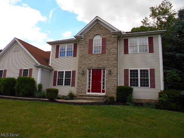 1st image of 8448 Cliffview Dr
