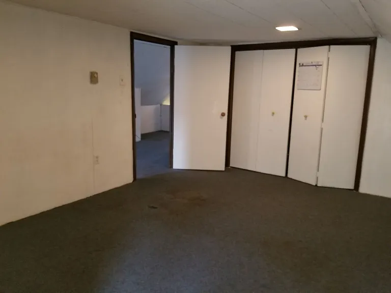 120 W 2nd St — Photo 12