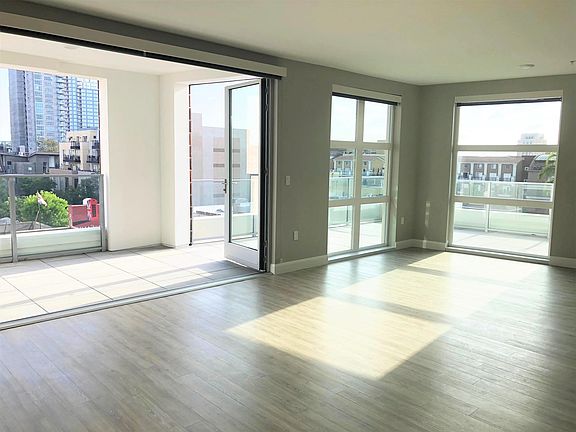 2nd image of 605 W Date St #404