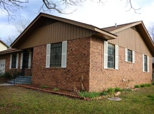 163 W Belton Ave, Rockdale, TX 76567
