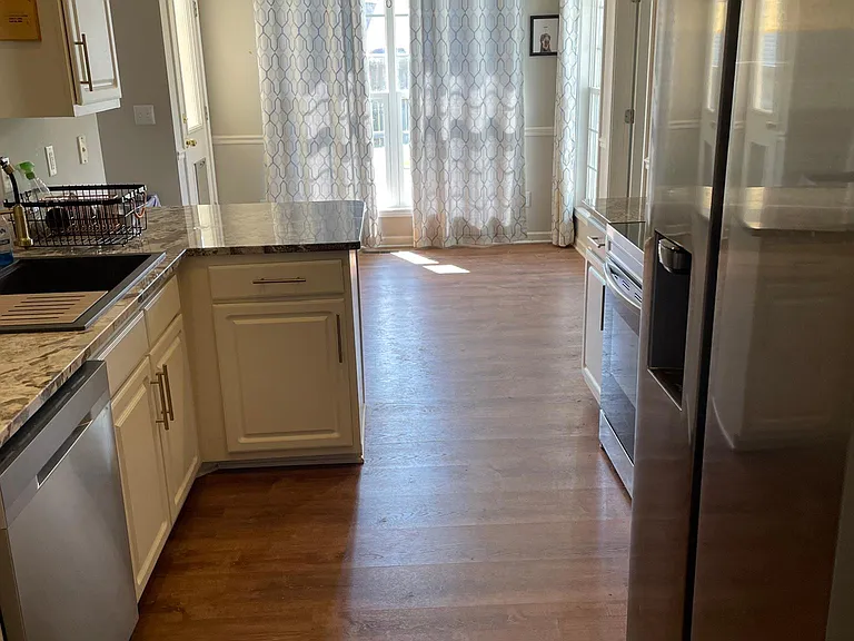 500 Lake Lennox Dr — Photo 10