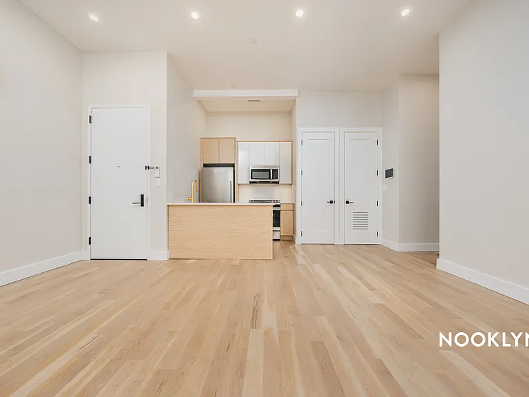 284 Prospect Park W #5 — Photo 4