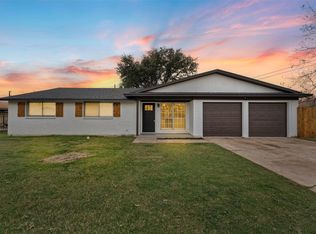 4300 Greenbriar Dr, Waco, TX 76705