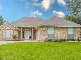 1111 Winona St, Weatherford, TX 76086