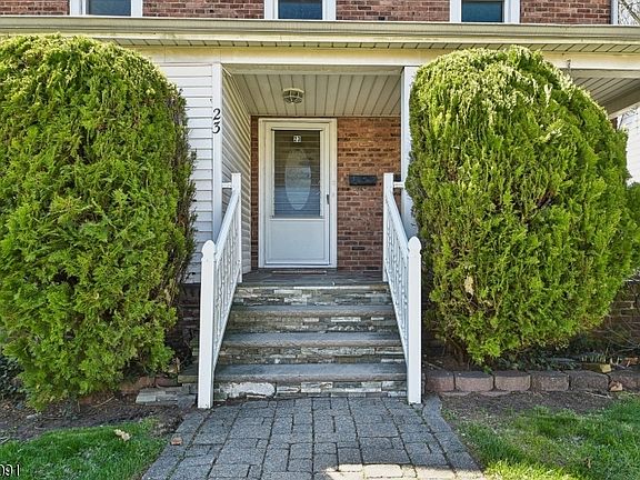 3rd image of 23 Blaine St