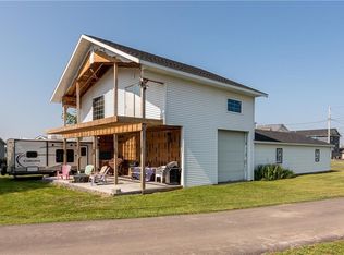 7426 Wolcott St, Sodus Pt, NY 14555