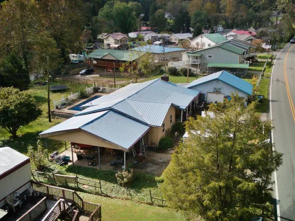 3438 Jerry West Hwy, Logan, WV 25601