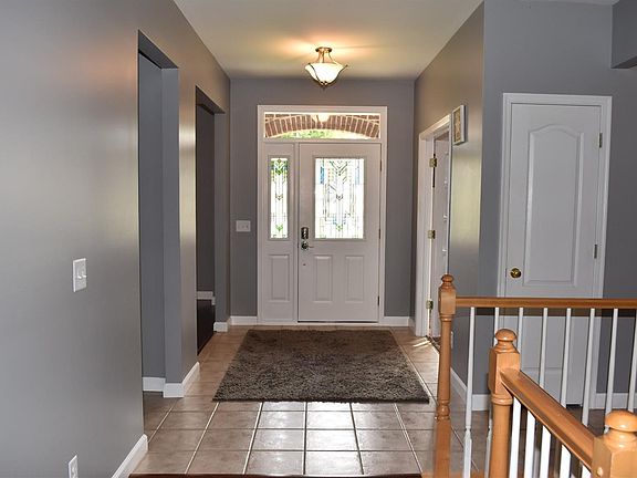 3rd image of 321 Katiebud Dr