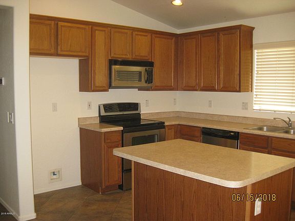 3rd image of 1806 W Desert Hills Dr