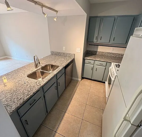 6085 Sand Wedge Cir NW — Photo 8