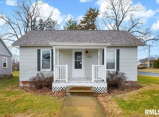 113 N Green St, Roanoke, IL