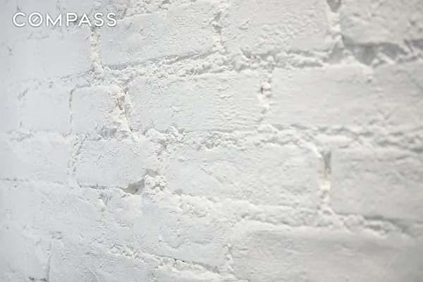 Rented by Compass | media 22