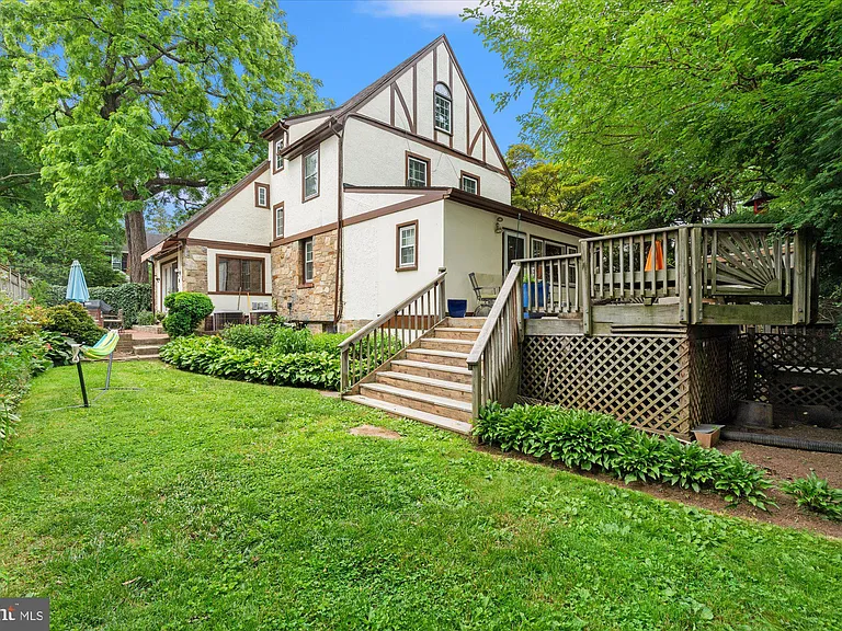 4613 Langdrum Ln — Photo 38