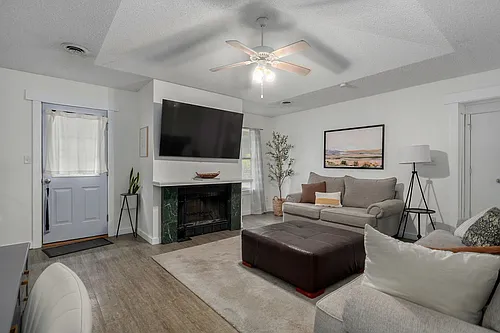 621 W Edgewood St #621 Photo 1 621 W Edgewood St #621 Photo 1