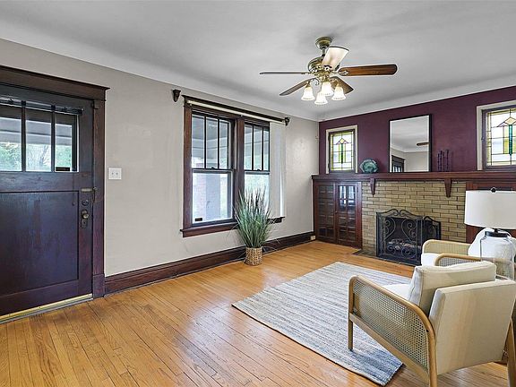 4th image of 8617 Olden Ave