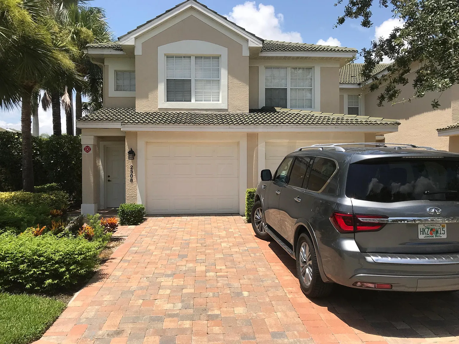 2 bed, 1811 sqft, $7,800 — Photo 1