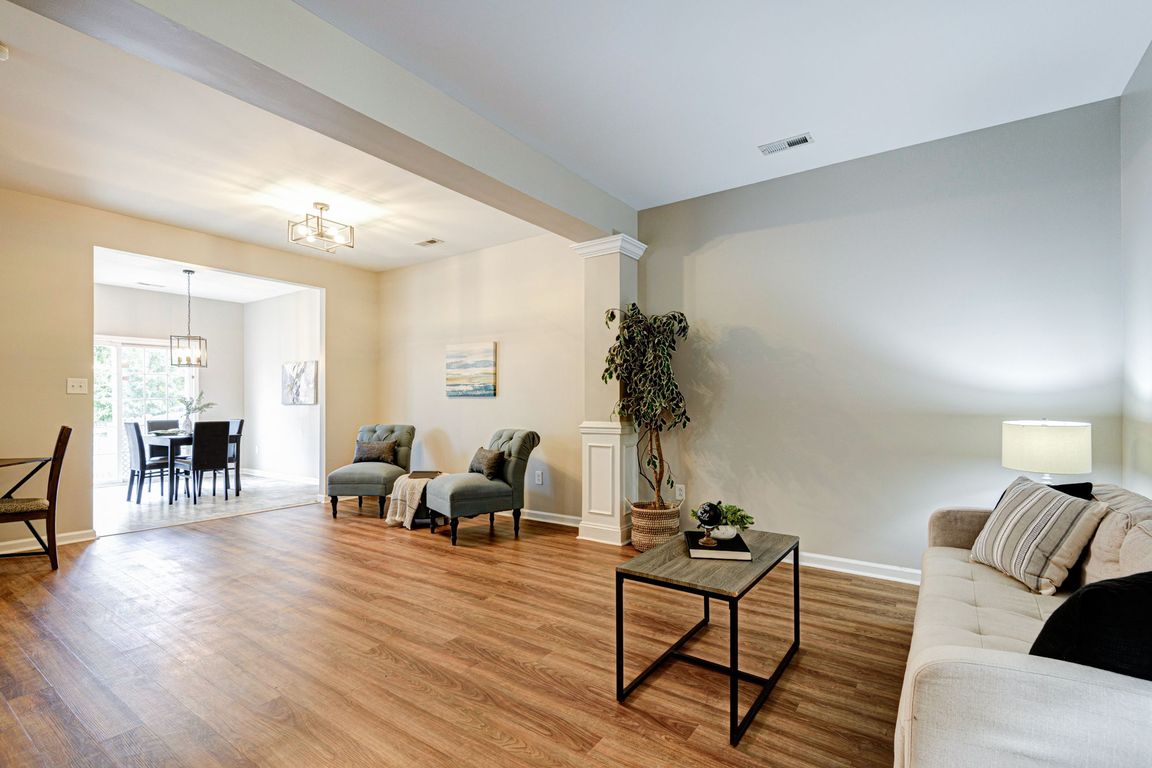 next background image