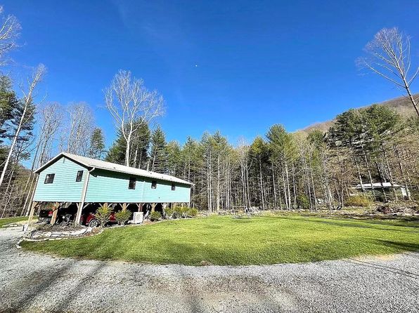 562 Jakes Mountain Rd