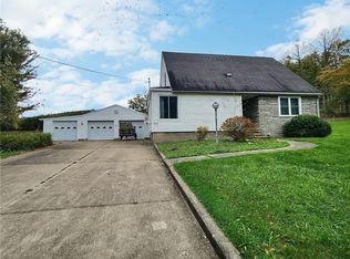 7216 Beach Rd, Auburn, NY 13021