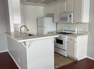 5915 Cedros Ave APT 103, Van Nuys, CA 91411