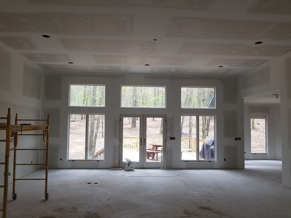 2nd image of 8727 Conservancy Dr NE