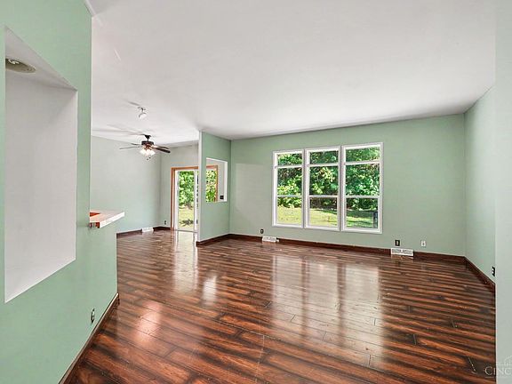 5th image of 4229 E Fork Hills Dr