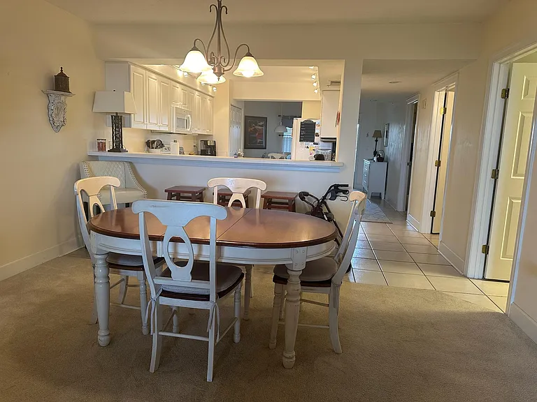 426 Bouchelle Dr #303 — Photo 24