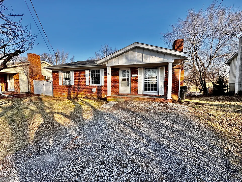 1112 Opequon Ave