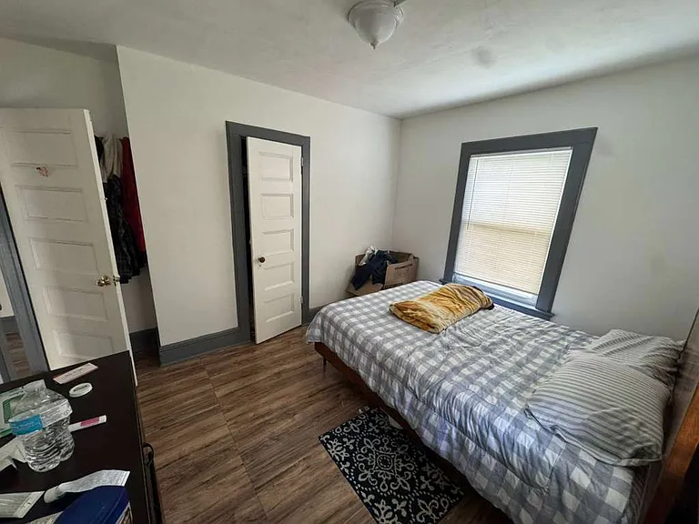 74 Franklin St #2 — Photo 8