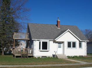 812 S Broadway St, Spring Valley, MN 55975