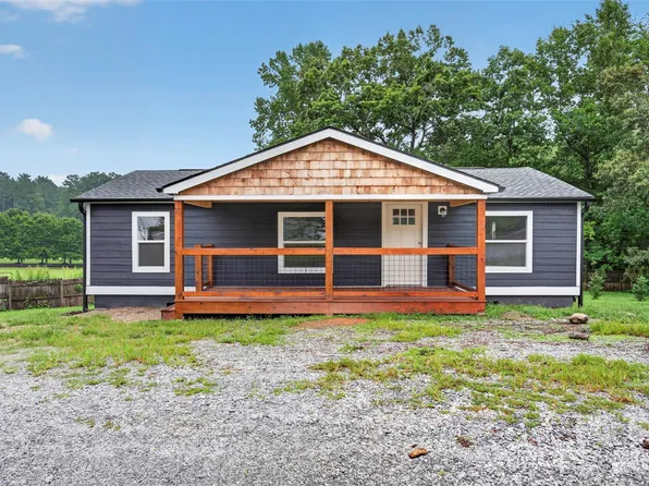 74 Tj Trl, Hendersonville, NC 28792