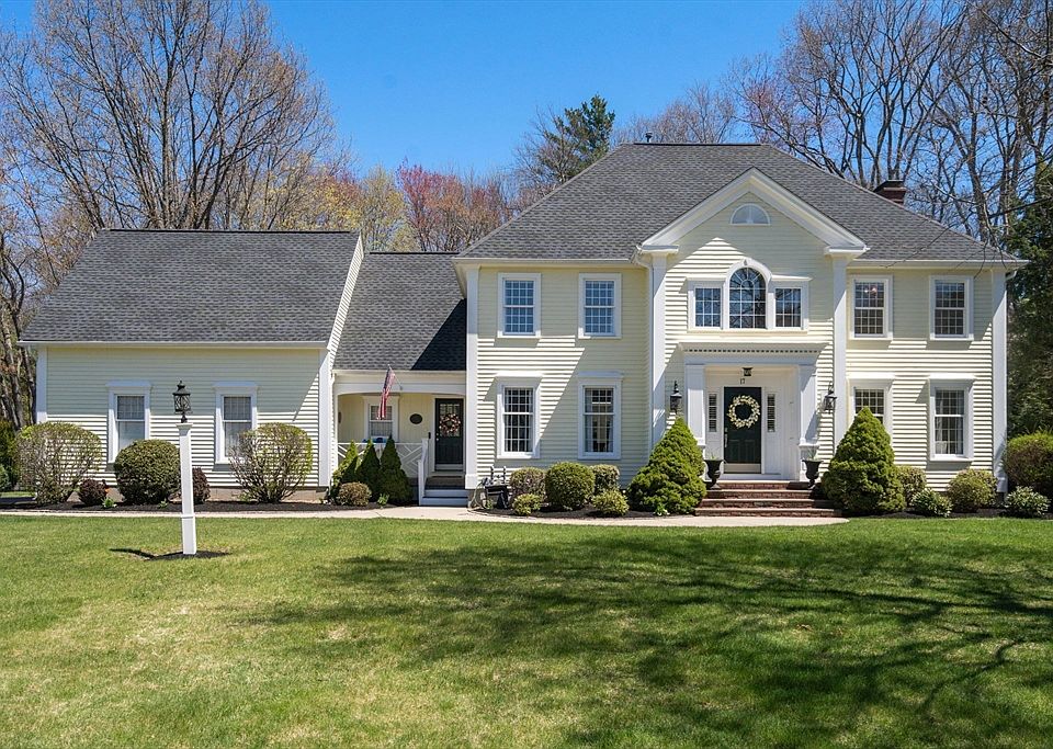 1st image of 17 Kendall Dr