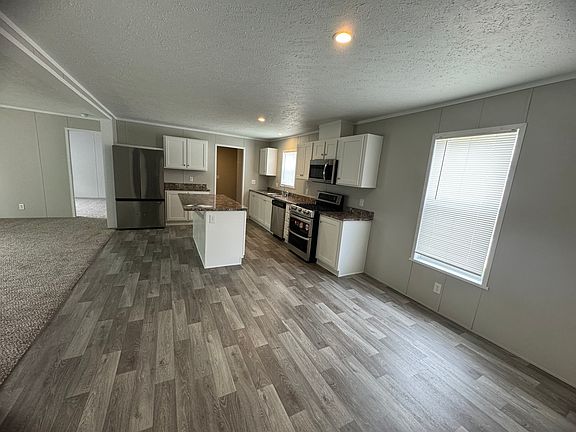 4th image of 162 Birch Ave #162