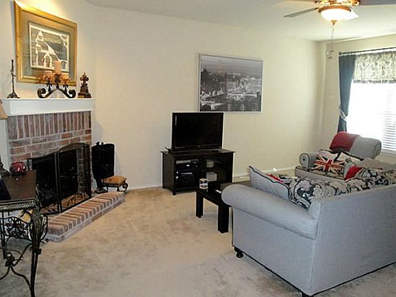 3rd image of 12413 Lonesome Pine Pl
