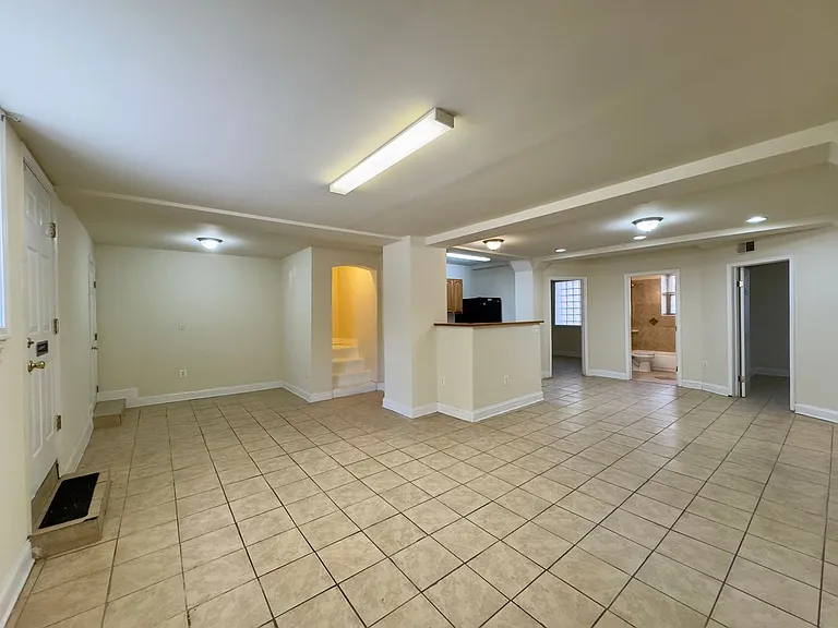 Apartments in Reservoir Hill, Baltimore, MD! — Photo 33