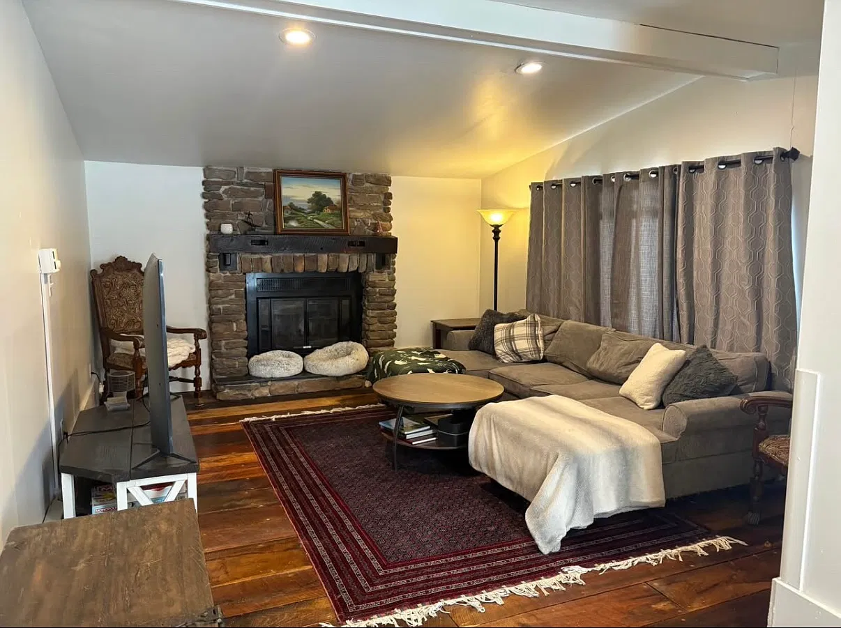 3 bed, 1650 sqft, $1,800 — Photo 2