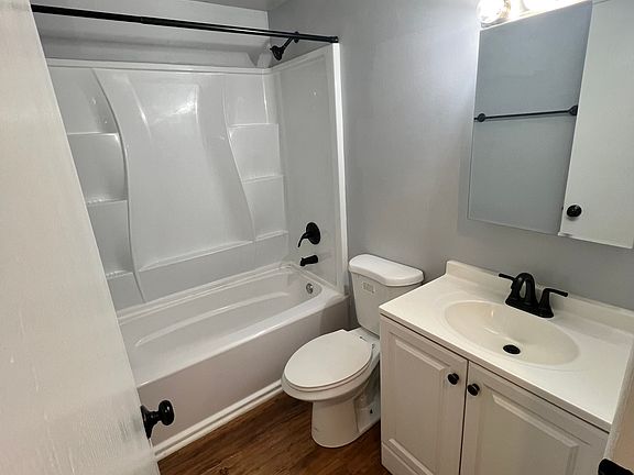 5th image of 1261 Parkway Ave APT 16
