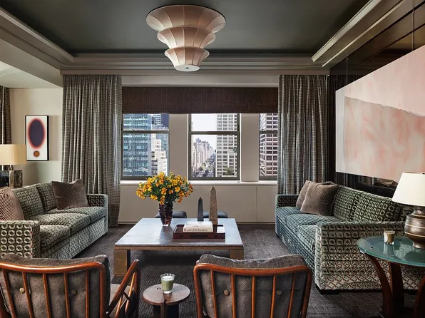 303 Park Ave #1914, New York, NY 10022