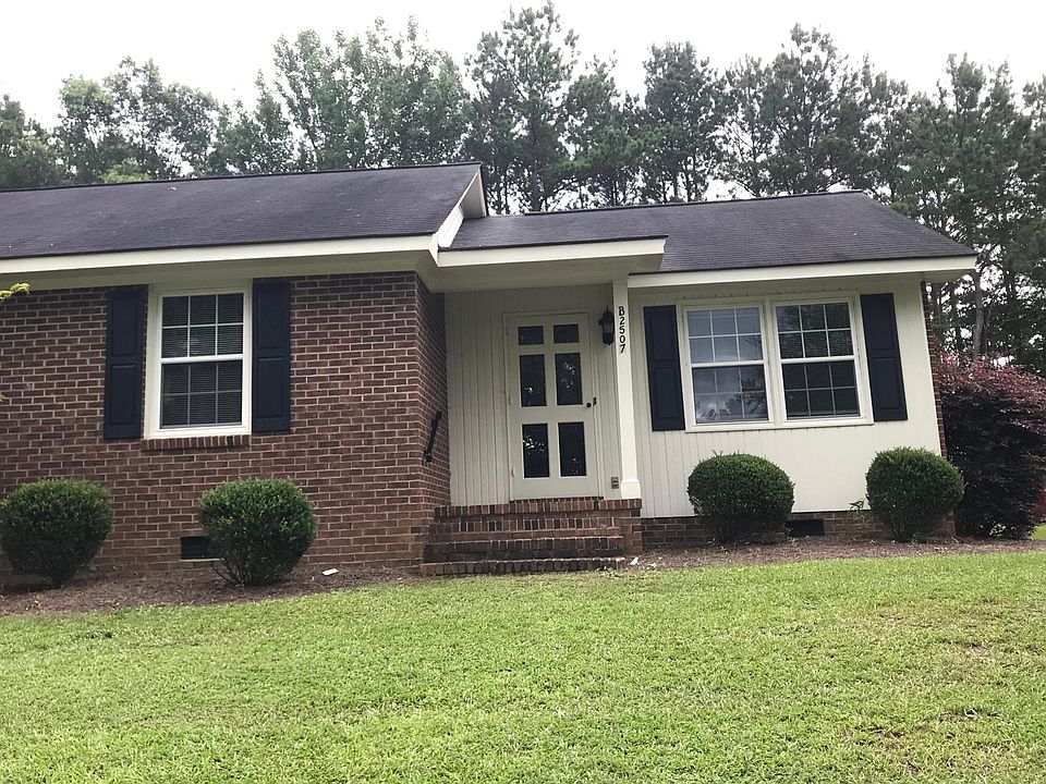 Exterior Front View