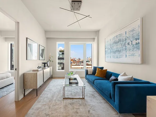 202 Broome St #7E, New York, NY 10002