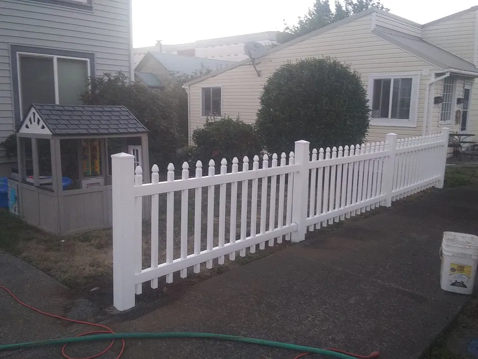 Right view of new fence.