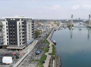 118 West St #203, Pt Colborne, ON L3K4C9