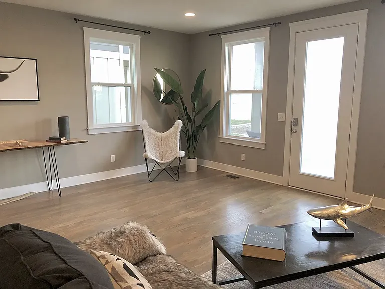 6223 California Ave — Photo 8